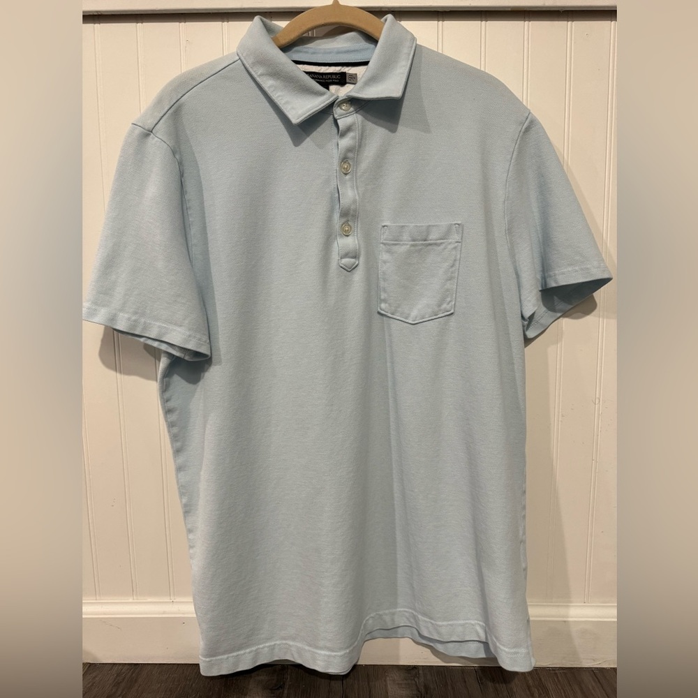 Banana Republic light blue L polo